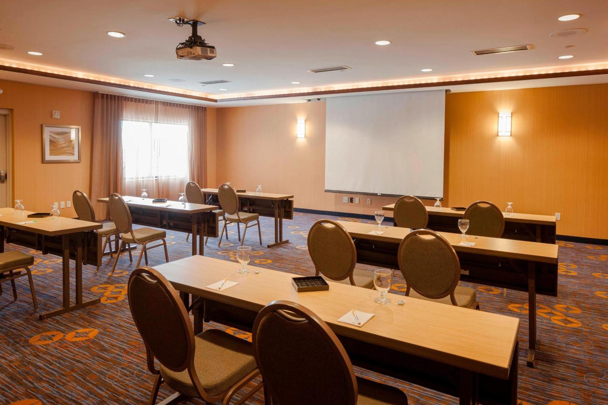 Hotel Courtyard By Marriott Madison West / Middleton Exterior foto