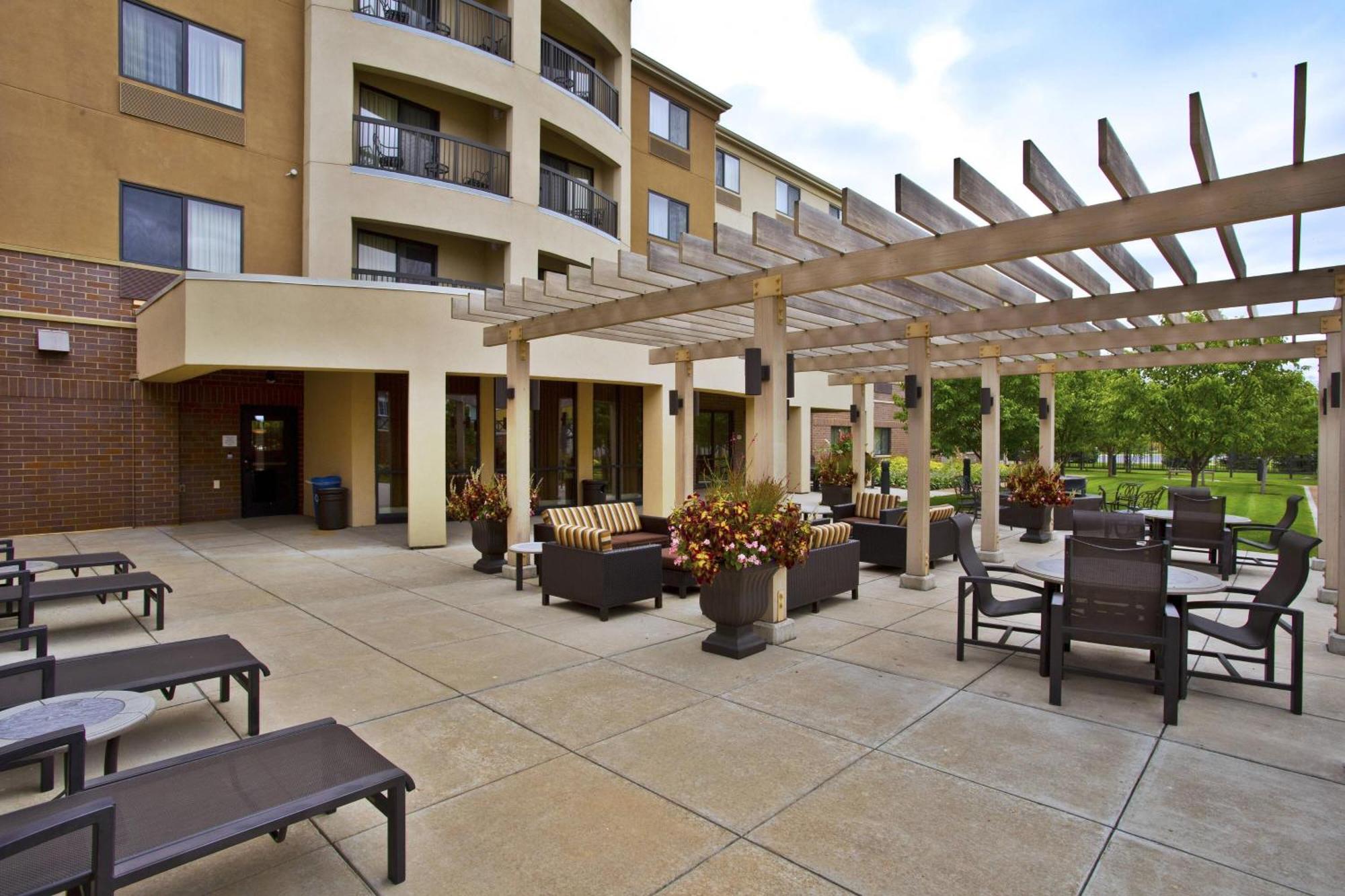 Hotel Courtyard By Marriott Madison West / Middleton Exterior foto